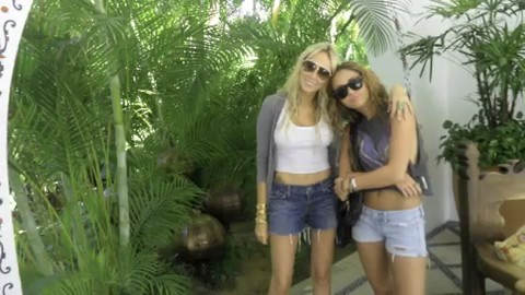 Miley7